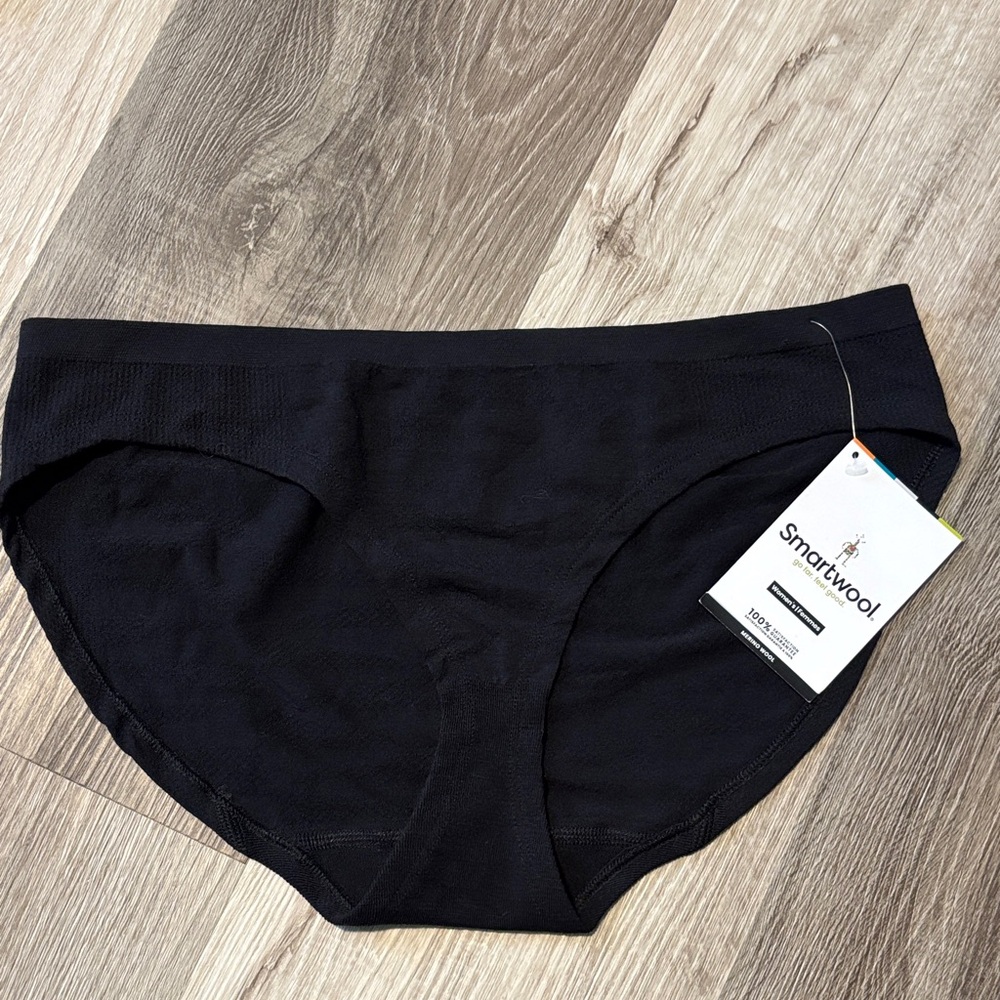 Smartwool Black Women's Seamless Bikini Underwear